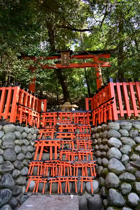 伏見稲荷大社 奥社奉拝所の鳥居