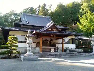 妙法寺の本殿・本堂