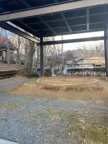 山中諏訪神社(山梨県)