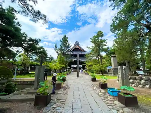 信濃國分寺の建物その他