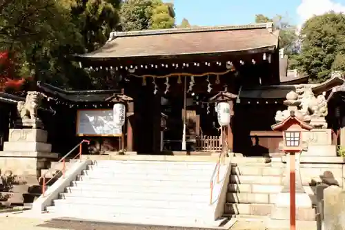 離宮八幡宮の本殿