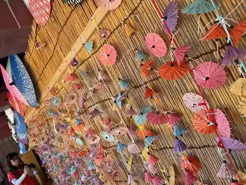 笠間稲荷神社の{uncategorized: "未分類", other: "その他", undefined: "問題あり", building: "その他建物", grave: "お墓", sacred_gate: "鳥居", guardian: "狛犬", statue: "像", buddha: "仏像", history: "歴史", nature: "自然", garden: "庭園", animal: "動物", pagoda: "塔", temizu: "手水舎", mountain_gate: "山門・神門", sanctuary: "本殿・本堂", subordinate: "末社・摂社", art: "芸術", scenery: "景色", jizo: "地蔵", ema: "絵馬", goshuin: "御朱印", omikuji: "おみくじ", items: "授与品その他", amulet: "お守り", goshuincho: "御朱印帳", eats: "食事", festival: "お祭り", votive_dance: "神楽", shichigosan: "七五三参", wedding: "結婚式", experience: "体験その他", initially: "初詣", around: "周辺", anti_infection: "感染症対策"}