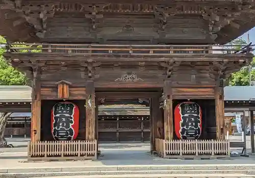 尾張大國霊神社（国府宮）の山門