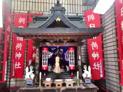 朝日稲荷神社の本殿