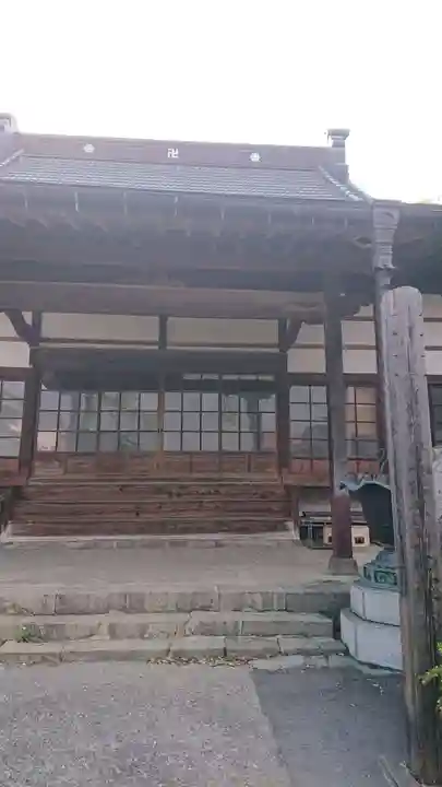 高若寺の本殿・本堂