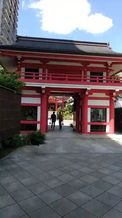成子天神社の山門・神門