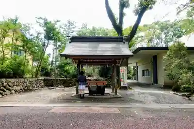 砥鹿神社(里宮)の手水舎