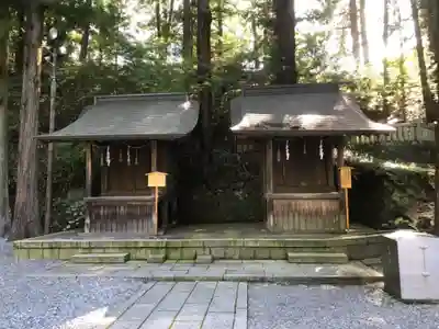 諏訪大社下社春宮の末社・摂社