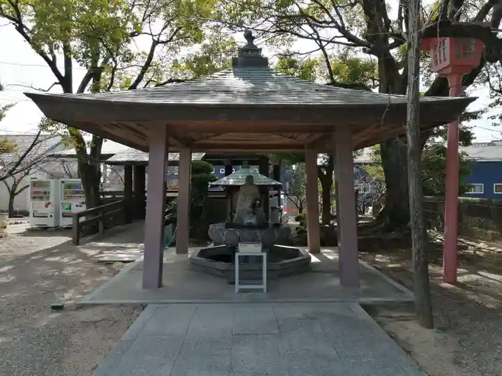 遍照院の手水舎