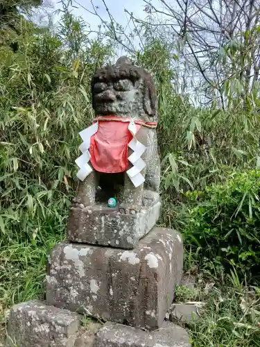 亀岡八幡宮の{uncategorized: "未分類", other: "その他", undefined: "問題あり", building: "その他建物", grave: "お墓", sacred_gate: "鳥居", guardian: "狛犬", statue: "像", buddha: "仏像", history: "歴史", nature: "自然", garden: "庭園", animal: "動物", pagoda: "塔", temizu: "手水舎", mountain_gate: "山門・神門", sanctuary: "本殿・本堂", subordinate: "末社・摂社", art: "芸術", scenery: "景色", jizo: "地蔵", ema: "絵馬", goshuin: "御朱印", omikuji: "おみくじ", items: "授与品その他", amulet: "お守り", goshuincho: "御朱印帳", eats: "食事", festival: "お祭り", votive_dance: "神楽", shichigosan: "七五三参", wedding: "結婚式", experience: "体験その他", initially: "初詣", around: "周辺", anti_infection: "感染症対策"}