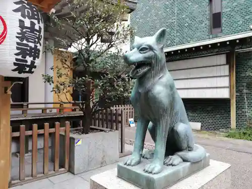 宮益御嶽神社の狛犬