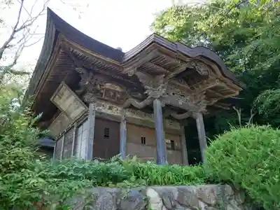 平石馬頭尊堂の本殿・本堂