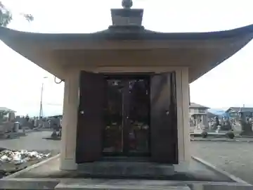 長遠寺の本殿・本堂