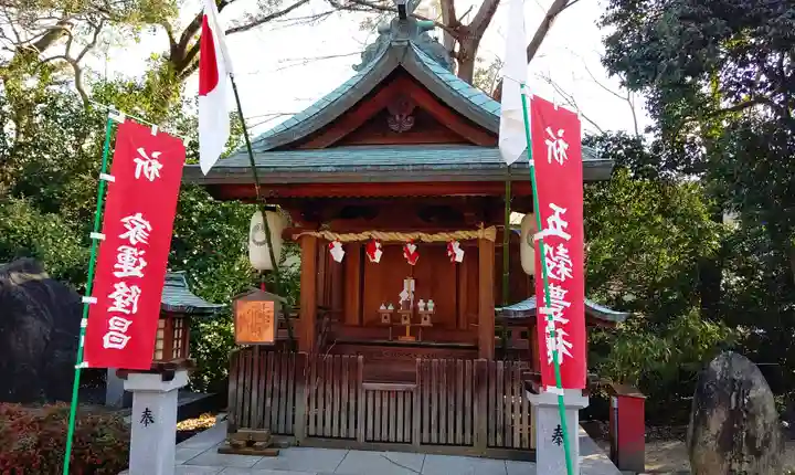伊豫豆比古命神社の末社・摂社