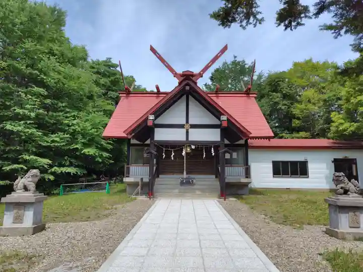 釧路神社の本殿・本堂