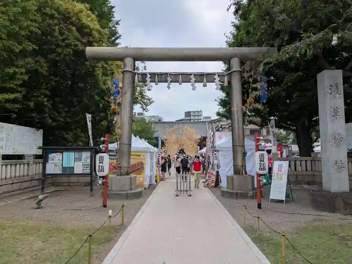 浅草神社のお祭り