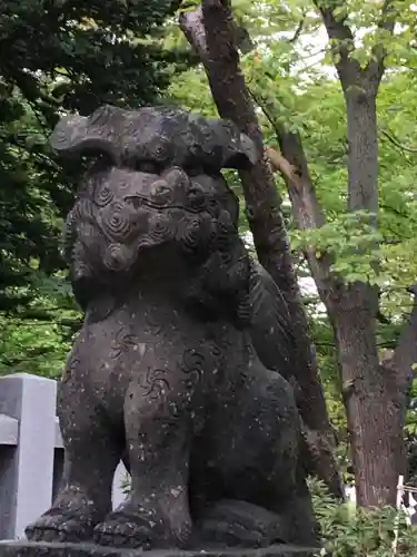 彌彦神社　(伊夜日子神社)の狛犬