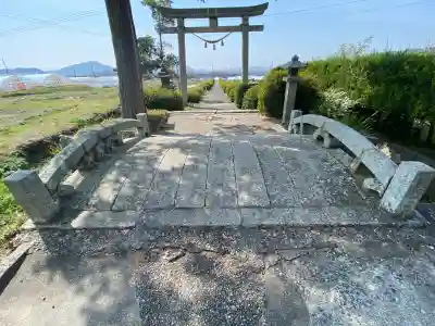 春日神社の{uncategorized: "未分類", other: "その他", undefined: "問題あり", building: "その他建物", grave: "お墓", sacred_gate: "鳥居", guardian: "狛犬", statue: "像", buddha: "仏像", history: "歴史", nature: "自然", garden: "庭園", animal: "動物", pagoda: "塔", temizu: "手水舎", mountain_gate: "山門・神門", sanctuary: "本殿・本堂", subordinate: "末社・摂社", art: "芸術", scenery: "景色", jizo: "地蔵", ema: "絵馬", goshuin: "御朱印", omikuji: "おみくじ", items: "授与品その他", amulet: "お守り", goshuincho: "御朱印帳", eats: "食事", festival: "お祭り", votive_dance: "神楽", shichigosan: "七五三参", wedding: "結婚式", experience: "体験その他", initially: "初詣", around: "周辺", anti_infection: "感染症対策"}