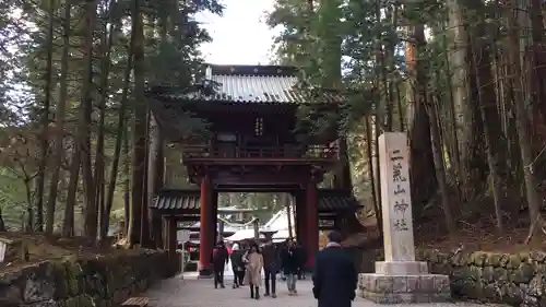 日光二荒山神社の山門