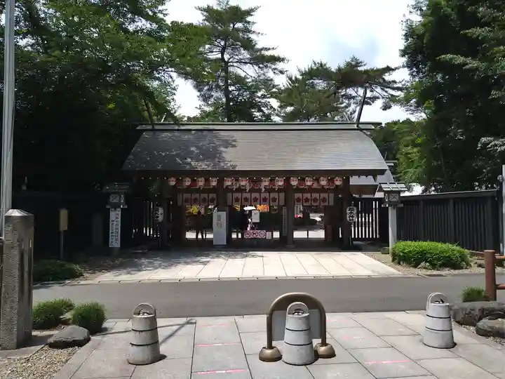 櫻木神社の山門・神門