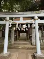 御霊神社の{uncategorized: "未分類", other: "その他", undefined: "問題あり", building: "その他建物", grave: "お墓", sacred_gate: "鳥居", guardian: "狛犬", statue: "像", buddha: "仏像", history: "歴史", nature: "自然", garden: "庭園", animal: "動物", pagoda: "塔", temizu: "手水舎", mountain_gate: "山門・神門", sanctuary: "本殿・本堂", subordinate: "末社・摂社", art: "芸術", scenery: "景色", jizo: "地蔵", ema: "絵馬", goshuin: "御朱印", omikuji: "おみくじ", items: "授与品その他", amulet: "お守り", goshuincho: "御朱印帳", eats: "食事", festival: "お祭り", votive_dance: "神楽", shichigosan: "七五三参", wedding: "結婚式", experience: "体験その他", initially: "初詣", around: "周辺", anti_infection: "感染症対策"}
