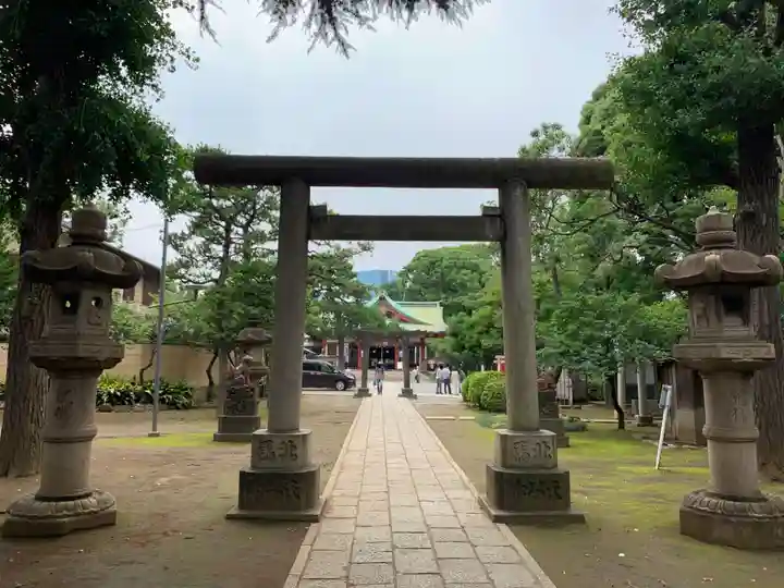 品川神社の鳥居