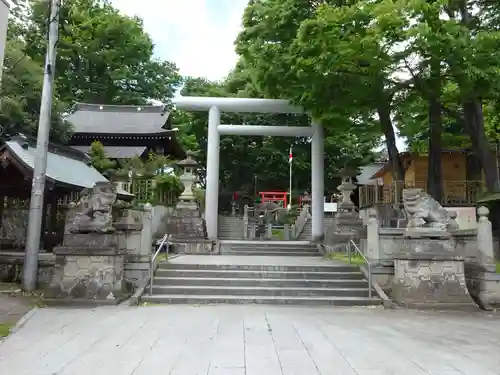 安積國造神社の鳥居