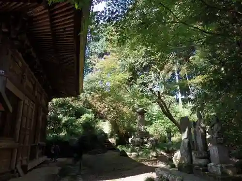 岩之上堂のその他建物