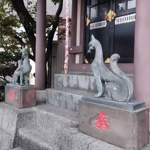 伏見三寳稲荷神社の狛犬
