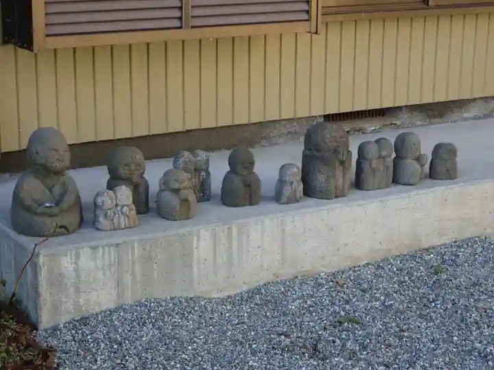 伊勢原 法泉寺の地蔵