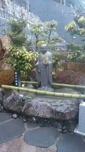 高塚愛宕地蔵尊の地蔵