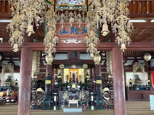 常楽寺の本殿・本堂