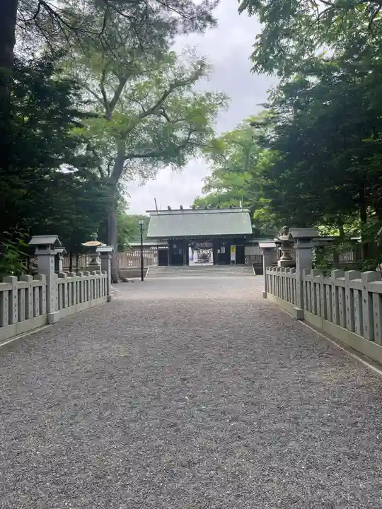 千歳神社の山門・神門