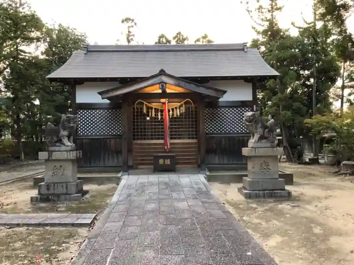 石田神社の本殿・本堂