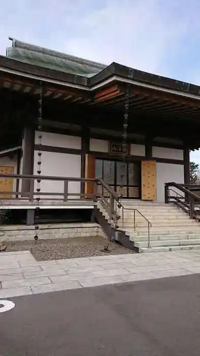 政淳寺の本殿