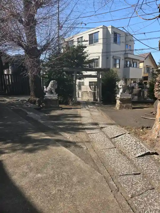 滝野川八幡神社の{uncategorized: "未分類", other: "その他", undefined: "問題あり", building: "その他建物", grave: "お墓", sacred_gate: "鳥居", guardian: "狛犬", statue: "像", buddha: "仏像", history: "歴史", nature: "自然", garden: "庭園", animal: "動物", pagoda: "塔", temizu: "手水舎", mountain_gate: "山門・神門", sanctuary: "本殿・本堂", subordinate: "末社・摂社", art: "芸術", scenery: "景色", jizo: "地蔵", ema: "絵馬", goshuin: "御朱印", omikuji: "おみくじ", items: "授与品その他", amulet: "お守り", goshuincho: "御朱印帳", eats: "食事", festival: "お祭り", votive_dance: "神楽", shichigosan: "七五三参", wedding: "結婚式", experience: "体験その他", initially: "初詣", around: "周辺", anti_infection: "感染症対策"}