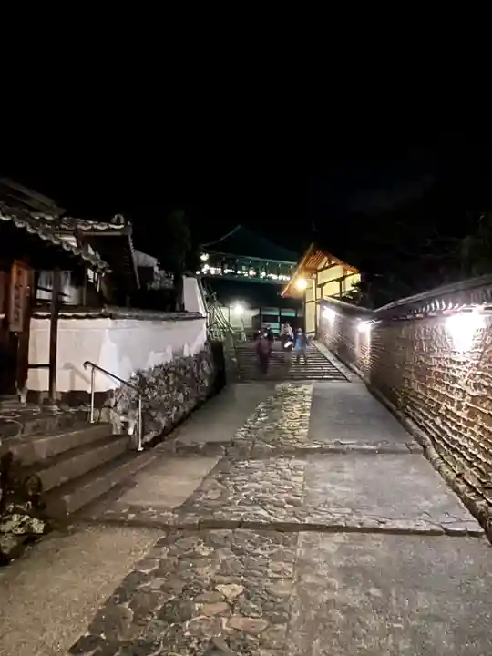 東大寺 二月堂(奈良県)