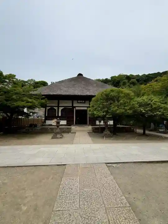 円覚寺の{uncategorized: "未分類", other: "その他", undefined: "問題あり", building: "その他建物", grave: "お墓", sacred_gate: "鳥居", guardian: "狛犬", statue: "像", buddha: "仏像", history: "歴史", nature: "自然", garden: "庭園", animal: "動物", pagoda: "塔", temizu: "手水舎", mountain_gate: "山門・神門", sanctuary: "本殿・本堂", subordinate: "末社・摂社", art: "芸術", scenery: "景色", jizo: "地蔵", ema: "絵馬", goshuin: "御朱印", omikuji: "おみくじ", items: "授与品その他", amulet: "お守り", goshuincho: "御朱印帳", eats: "食事", festival: "お祭り", votive_dance: "神楽", shichigosan: "七五三参", wedding: "結婚式", experience: "体験その他", initially: "初詣", around: "周辺", anti_infection: "感染症対策"}