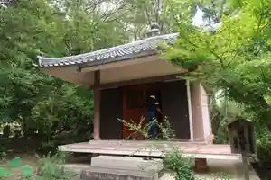 西方院の本殿・本堂