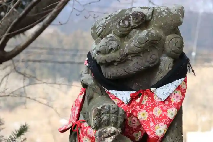 高司神社〜むすびの神の鎮まる社〜の狛犬