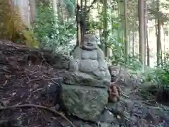 福王神社の像