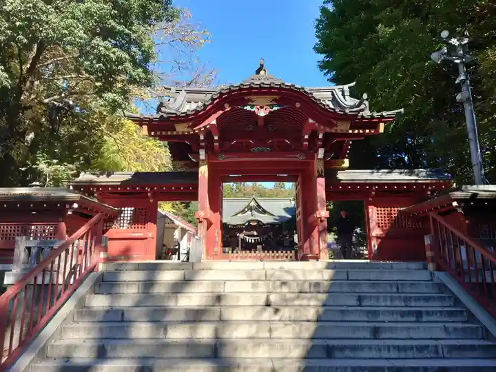 秩父神社の山門・神門