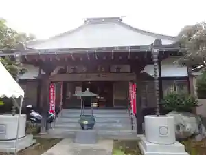 寳塔院の本殿・本堂