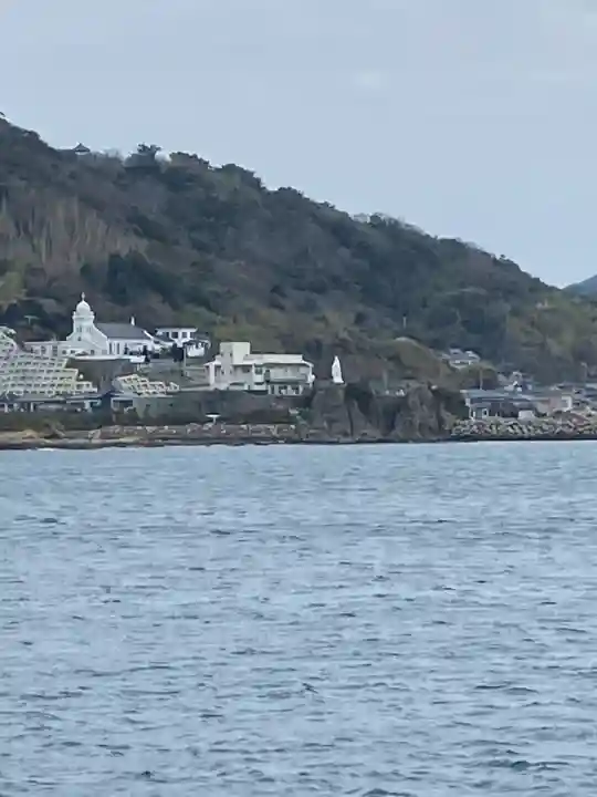 端島神社の{uncategorized: "未分類", other: "その他", undefined: "問題あり", building: "その他建物", grave: "お墓", sacred_gate: "鳥居", guardian: "狛犬", statue: "像", buddha: "仏像", history: "歴史", nature: "自然", garden: "庭園", animal: "動物", pagoda: "塔", temizu: "手水舎", mountain_gate: "山門・神門", sanctuary: "本殿・本堂", subordinate: "末社・摂社", art: "芸術", scenery: "景色", jizo: "地蔵", ema: "絵馬", goshuin: "御朱印", omikuji: "おみくじ", items: "授与品その他", amulet: "お守り", goshuincho: "御朱印帳", eats: "食事", festival: "お祭り", votive_dance: "神楽", shichigosan: "七五三参", wedding: "結婚式", experience: "体験その他", initially: "初詣", around: "周辺", anti_infection: "感染症対策"}
