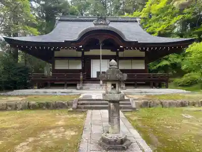 弘川寺の{uncategorized: "未分類", other: "その他", undefined: "問題あり", building: "その他建物", grave: "お墓", sacred_gate: "鳥居", guardian: "狛犬", statue: "像", buddha: "仏像", history: "歴史", nature: "自然", garden: "庭園", animal: "動物", pagoda: "塔", temizu: "手水舎", mountain_gate: "山門・神門", sanctuary: "本殿・本堂", subordinate: "末社・摂社", art: "芸術", scenery: "景色", jizo: "地蔵", ema: "絵馬", goshuin: "御朱印", omikuji: "おみくじ", items: "授与品その他", amulet: "お守り", goshuincho: "御朱印帳", eats: "食事", festival: "お祭り", votive_dance: "神楽", shichigosan: "七五三参", wedding: "結婚式", experience: "体験その他", initially: "初詣", around: "周辺", anti_infection: "感染症対策"}