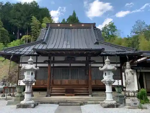 観音寺の本殿・本堂