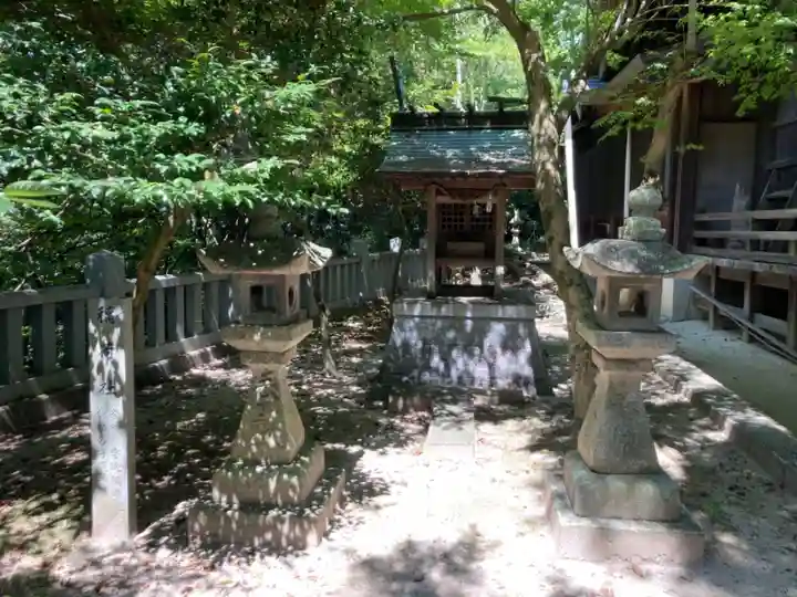 國津比古命神社の末社・摂社