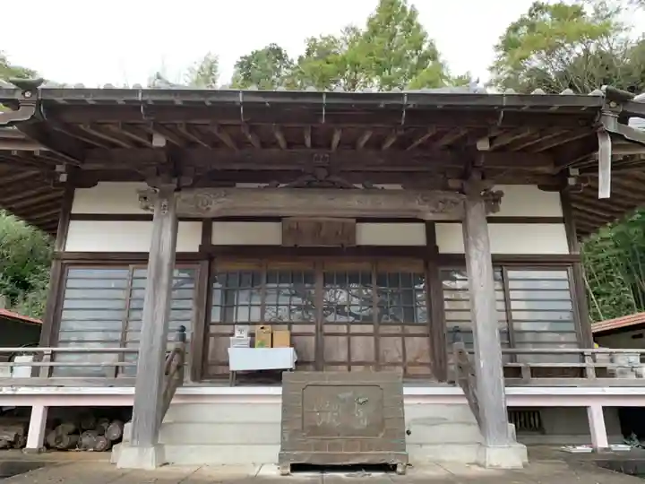 光明寺の本殿・本堂