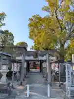 片埜神社の{uncategorized: "未分類", other: "その他", undefined: "問題あり", building: "その他建物", grave: "お墓", sacred_gate: "鳥居", guardian: "狛犬", statue: "像", buddha: "仏像", history: "歴史", nature: "自然", garden: "庭園", animal: "動物", pagoda: "塔", temizu: "手水舎", mountain_gate: "山門・神門", sanctuary: "本殿・本堂", subordinate: "末社・摂社", art: "芸術", scenery: "景色", jizo: "地蔵", ema: "絵馬", goshuin: "御朱印", omikuji: "おみくじ", items: "授与品その他", amulet: "お守り", goshuincho: "御朱印帳", eats: "食事", festival: "お祭り", votive_dance: "神楽", shichigosan: "七五三参", wedding: "結婚式", experience: "体験その他", initially: "初詣", around: "周辺", anti_infection: "感染症対策"}