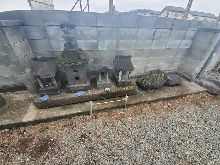 百品神社の末社・摂社